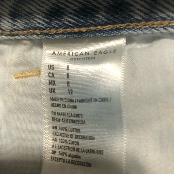Women’s American Eagle mom shorts size 8. - Picture 3 of 5